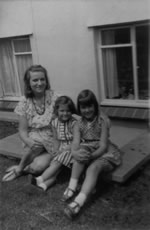 Brenda, Fiona aged 4 and Gill aged 8 or 9