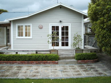 Chim chim-e-nee, Chim chim-e-nee, Chim-chim Cherooo