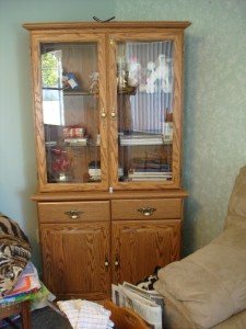 6 foot tall hutch 