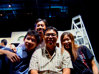 Ansley, Kelvin, Samantha & Declan do the group shot. Cheese!