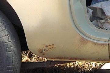 Right side, rusted also.