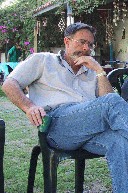 pict60.jpg [128x193]