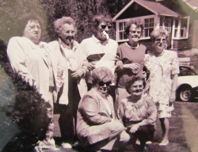 Aunts, Uncle at Grams Funeral