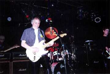 Robin enjoyed the crowd's response to his performance - Robin Trower-Guitar, Richard Watt-Bass, Alvino Bennett-drums 5/12/2000 Ballard Firehouse Photo Bob Rood