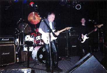 Robin Trower-Guitar, Richard Watt-Bass, Alvino Bennett-drums 5/12/2000 Ballard Firehouse Photo Bob Rood
