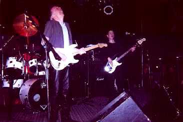 Robin Trower-Guitar, Richard Watt-Bass, Alvino Bennett-drums 5/12/2000 Ballard Firehouse Photo Bob Rood