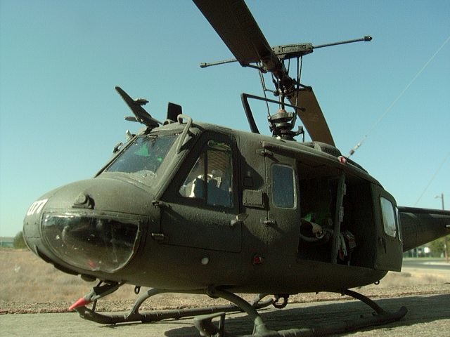 Superdetialed UH1H construction article