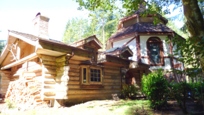 Hansel & Gretal's cottage, aka 