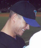 az0003.jpg (15642 bytes)