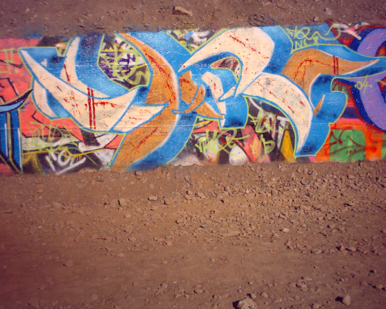 Image of narcotawall.JPG