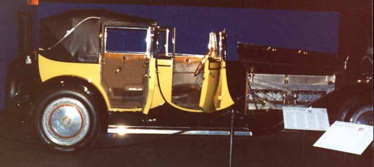 BUGATTI 41 LA ROYALE (20.3 kb)