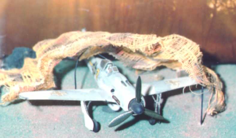 Focke Wulf Fw 190 D-9 (27,702 bytes)