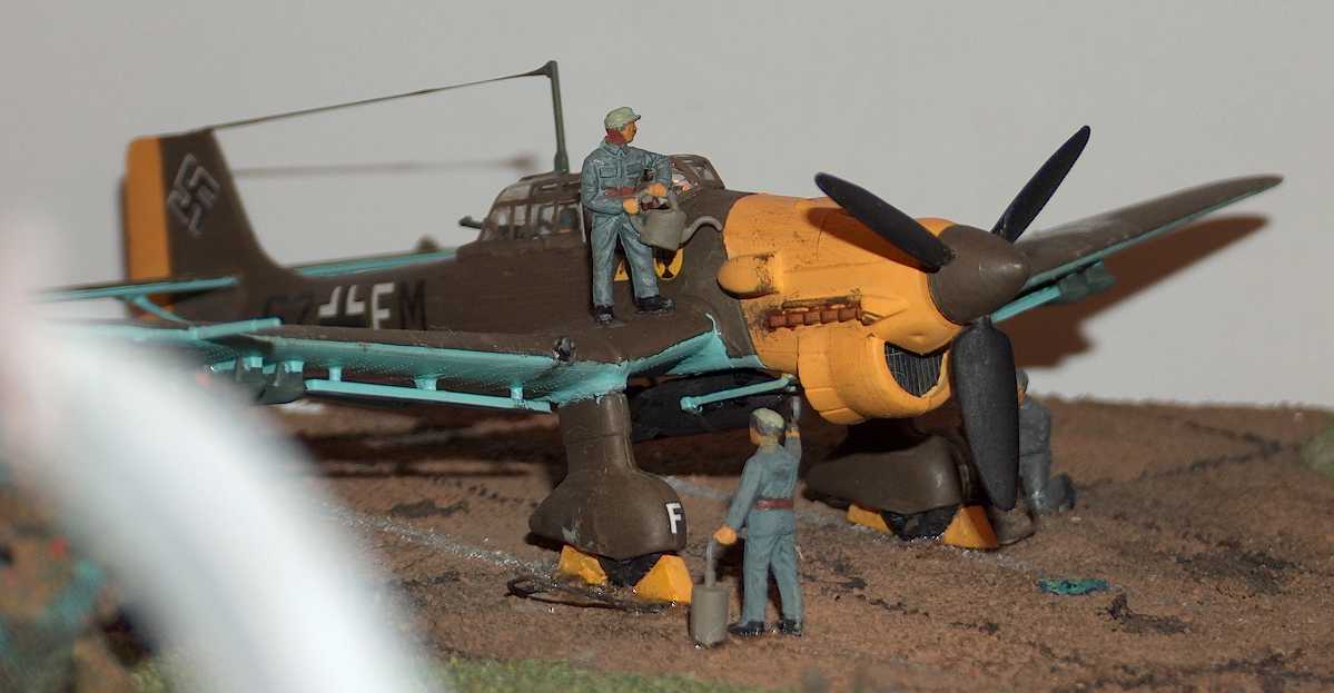 Ju 87 Stuka ( 52,596 bytes )