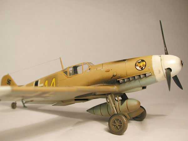 Messerschmitt Bf-109 F4 (14,793 bytes)