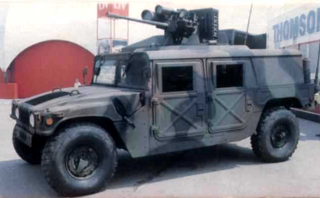 HMMWV & M242 Bushmaster (19,155 bytes)