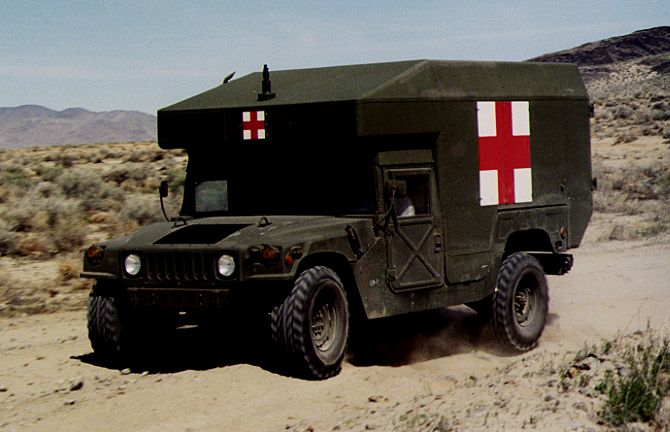 M997 - Ambulance, 4 litter, armored (53,792 bytes)