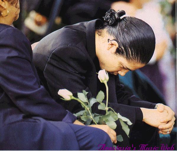 Selena Quintanilla Funeral Open Casket