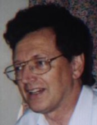 Robert Elliott.jpg (8983 bytes)