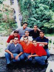 Barreto
Dávila
Lozano
Maya
Parmezano
Paredes
Rojas
Villa