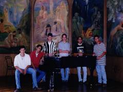 Ayala
Manrique
Navarrete
Pinz�n
Robayo
V�lez