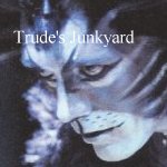 Richard Pettyfer, an Australian Munkustrap