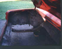 3NoTrunk.JPG (46303 bytes)