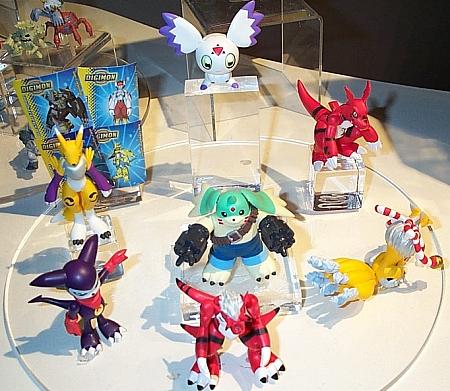 toys.jpg (45312 bytes)