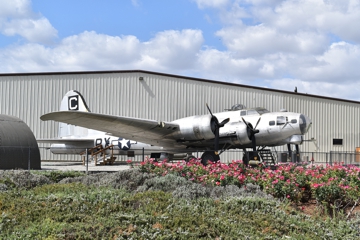 B-17G 44-83684