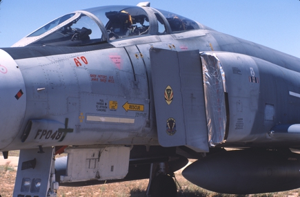 https://www.angelfire.com/dc/jinxx1/Phantoms/F-4C_63-7562__199th_TFS___AMARC__Apr_87__3a.jpg