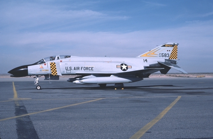 https://www.angelfire.com/dc/jinxx1/Phantoms/F-4C_63-7583__171st_FIS___ELP__Feb_84__1a.jpg