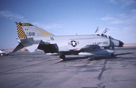 https://www.angelfire.com/dc/jinxx1/Phantoms/F-4C_63-7618__171st_FIS___ELP__Dec_81__2a.jpg