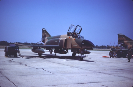 https://www.angelfire.com/dc/jinxx1/Phantoms/F-4C_64-0655__93rd_TFS___Gulfport___May_83__1a.jpg