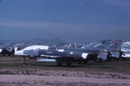 https://www.angelfire.com/dc/jinxx1/Phantoms/F-4D_65-0659__136th_FIS___AMARC__Aug_92___1a.jpg