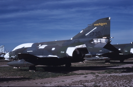 https://www.angelfire.com/dc/jinxx1/Phantoms/F-4D_65-0730__171st_FIS___AMARC__Sep_89___1a.jpg