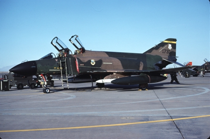 https://www.angelfire.com/dc/jinxx1/Phantoms/F-4D_66-7730__170th_TFS___Holloman__Apr_86___1a.jpg