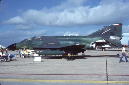 https://www.angelfire.com/dc/jinxx1/Phantoms/F-4D_66-7732__704th_TFS___Bergstrom__Aug_85___1a.jpg
