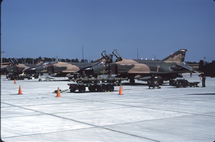https://www.angelfire.com/dc/jinxx1/Phantoms/F-4D_66-8762__704th_TFS___Gulfport__May_83___2a.jpg