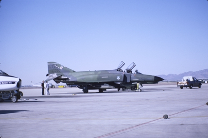 https://www.angelfire.com/dc/jinxx1/Phantoms/F-4E_66-0330__35th_TFW___D-M__Apr_87___1a.jpg