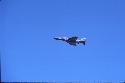https://www.angelfire.com/dc/jinxx1/Phantoms/F-4E_66-0338__35th_TFW___George__Aug_89____1a.jpg