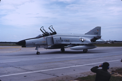 https://www.angelfire.com/dc/jinxx1/Phantoms/F-4E_66-0346__57th_FIS___Tyndall__Nov_82___1a.jpg