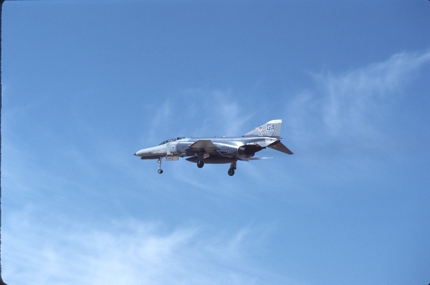 https://www.angelfire.com/dc/jinxx1/Phantoms/F-4E_67-0299__35th_TFW__George__Aug_90___2a.jpg