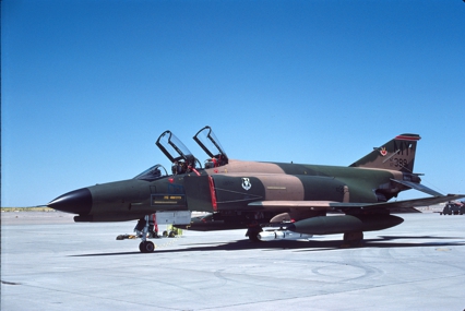 https://www.angelfire.com/dc/jinxx1/Phantoms/F-4E_67-0389__343rd_TFW___Biggs__Jan_83___1a.jpg