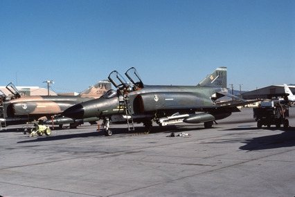 https://www.angelfire.com/dc/jinxx1/Phantoms/F-4E_67-0392__343rd_TFW___Nellis__Aug_83___1a.jpg