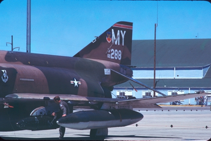 https://www.angelfire.com/dc/jinxx1/Phantoms/F-4E_69-7288__347th_TFW___Cannon__Aug_78___6a.jpg