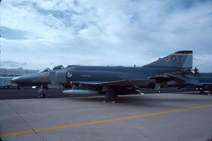 https://www.angelfire.com/dc/jinxx1/Phantoms/F-4E_73-1175__4485th_TS___Biggs__Oct_88___1a.jpg