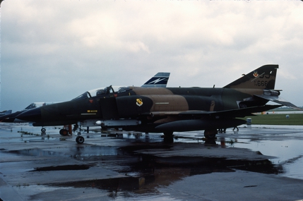 https://www.angelfire.com/dc/jinxx1/Phantoms/F-4E_74-0666__4th_TFW___Ellington__May_83___1a.jpg