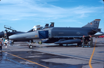 https://www.angelfire.com/dc/jinxx1/Phantoms/F-4E_75-0631__35th_TFW___Holloman__Oct_91___1a.jpg