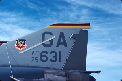 https://www.angelfire.com/dc/jinxx1/Phantoms/F-4E_75-0631__35th_TFW___Holloman__Oct_91___3a.jpg