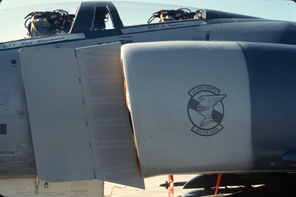 https://www.angelfire.com/dc/jinxx1/Phantoms/F-4E_75-0632__49th_TFW___Biggs__Oct_92___3a.jpg