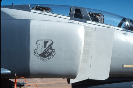 https://www.angelfire.com/dc/jinxx1/Phantoms/F-4E_75-0632__49th_TFW___Biggs__Oct_92___5a.jpg